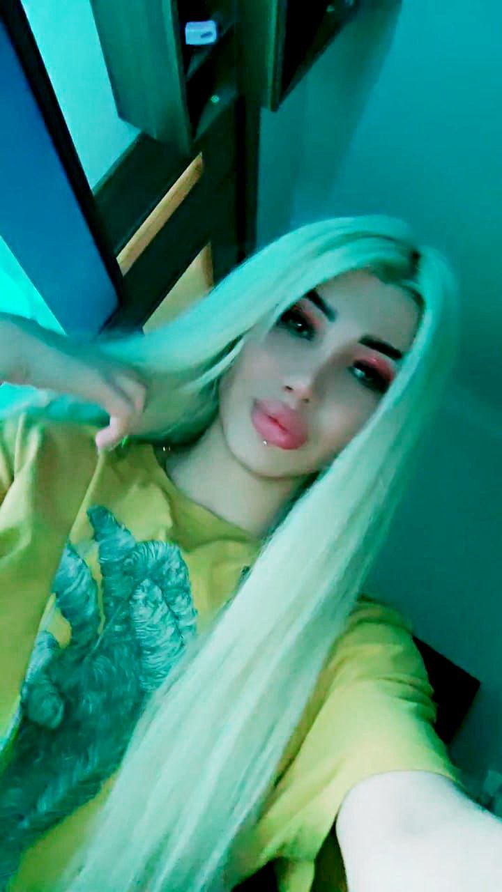 Babe 22Betty 5'3 or under(160cm),Bisexual,Tall,Italian,Disabled